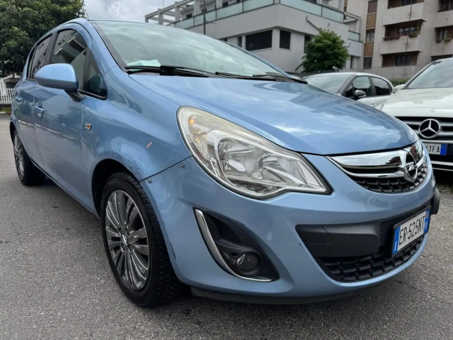 Opel Corsa 1.2 85CV 5 porte GPL-TECH Ecotec Bleu - 2