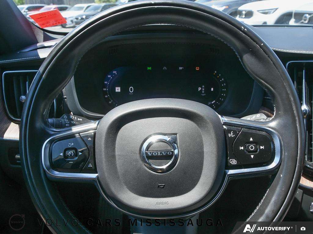 2022 Volvo XC60 Inscription thumb 14