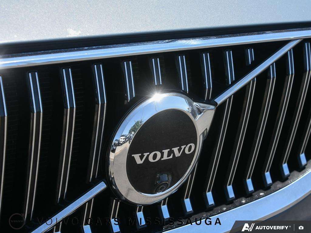 2022 Volvo XC60 Inscription thumb 9