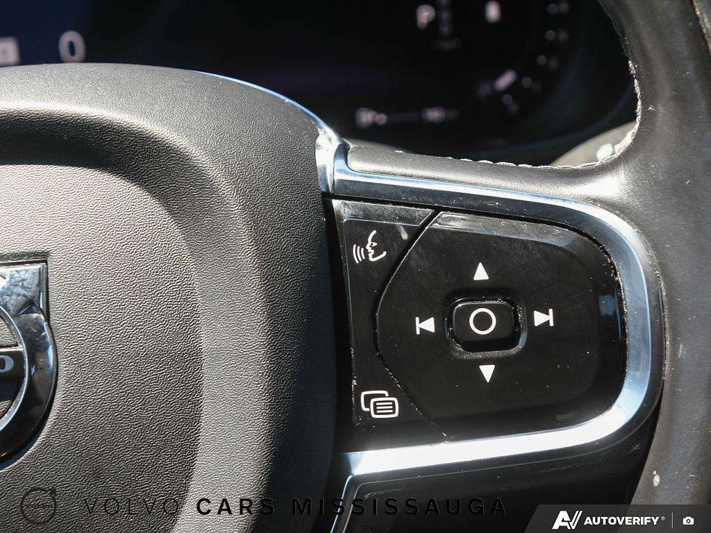 2022 Volvo XC60 Inscription thumb 18