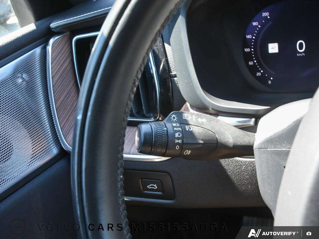 2022 Volvo XC60 Inscription thumb 16