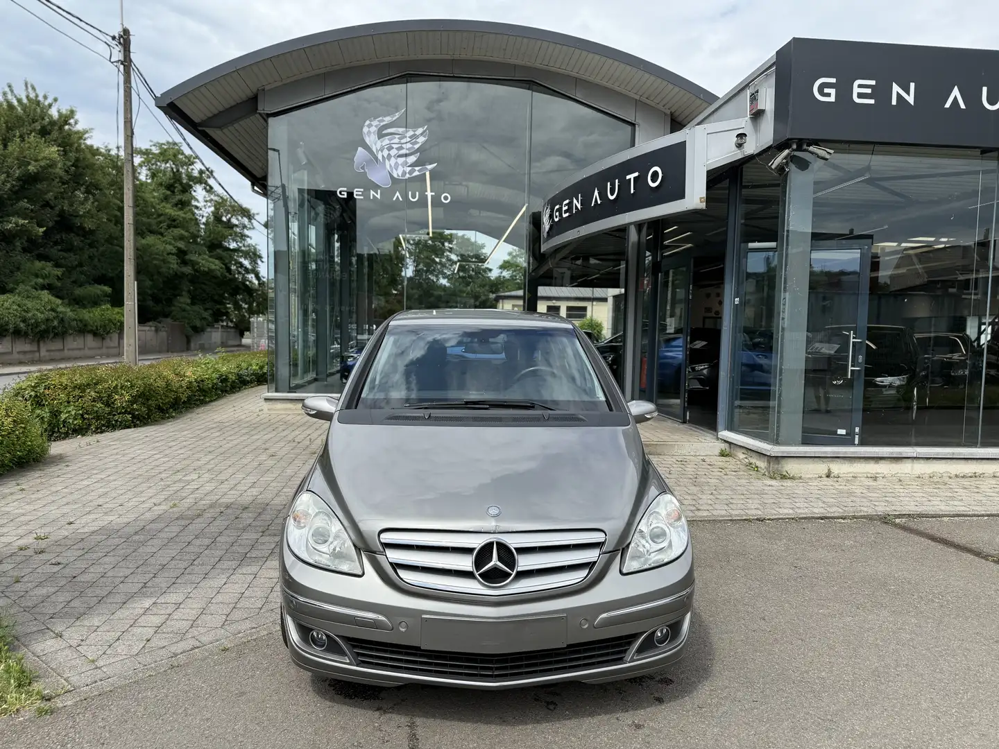 Mercedes-Benz B 200 CDI Automatique Park Assist Cuir Nav. Gris - 2