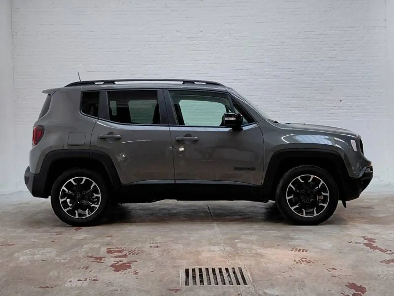 Jeep Renegade 1 1.3 Turbo T4 240 4xe ATX Upland 5
