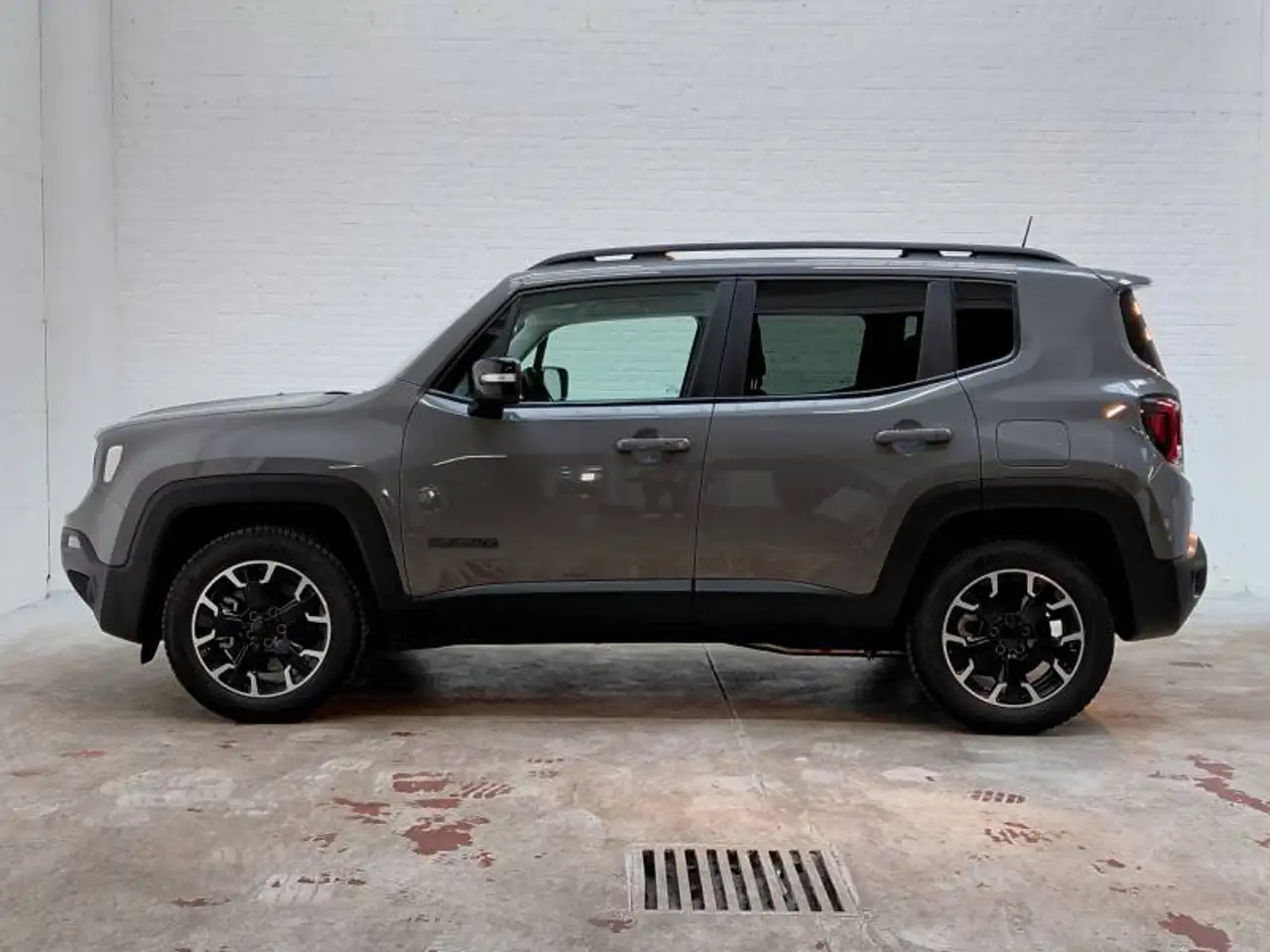 Jeep Renegade 1 1.3 Turbo T4 240 4xe ATX Upland 8
