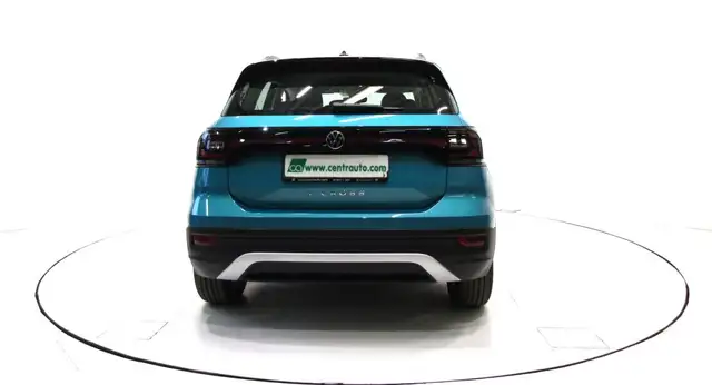 Volkswagen T-Cross view 4
