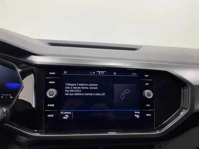 Volkswagen T-Cross view 9