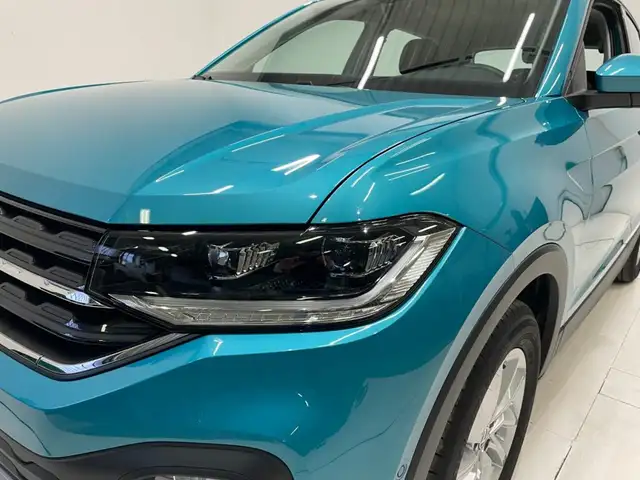 Volkswagen T-Cross view 14
