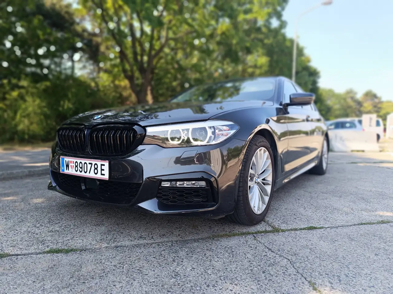 BMW 520