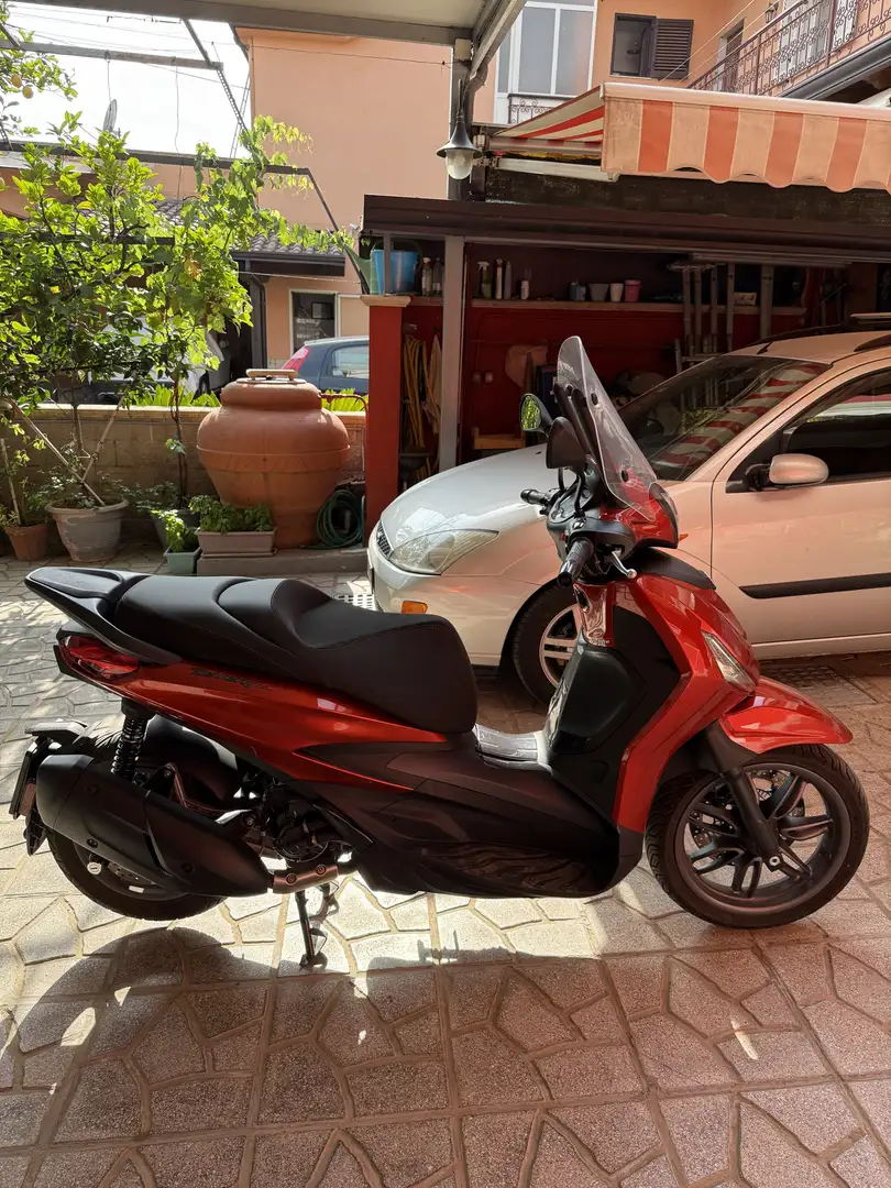 Piaggio Beverly 300 s hpe Rosso - 2