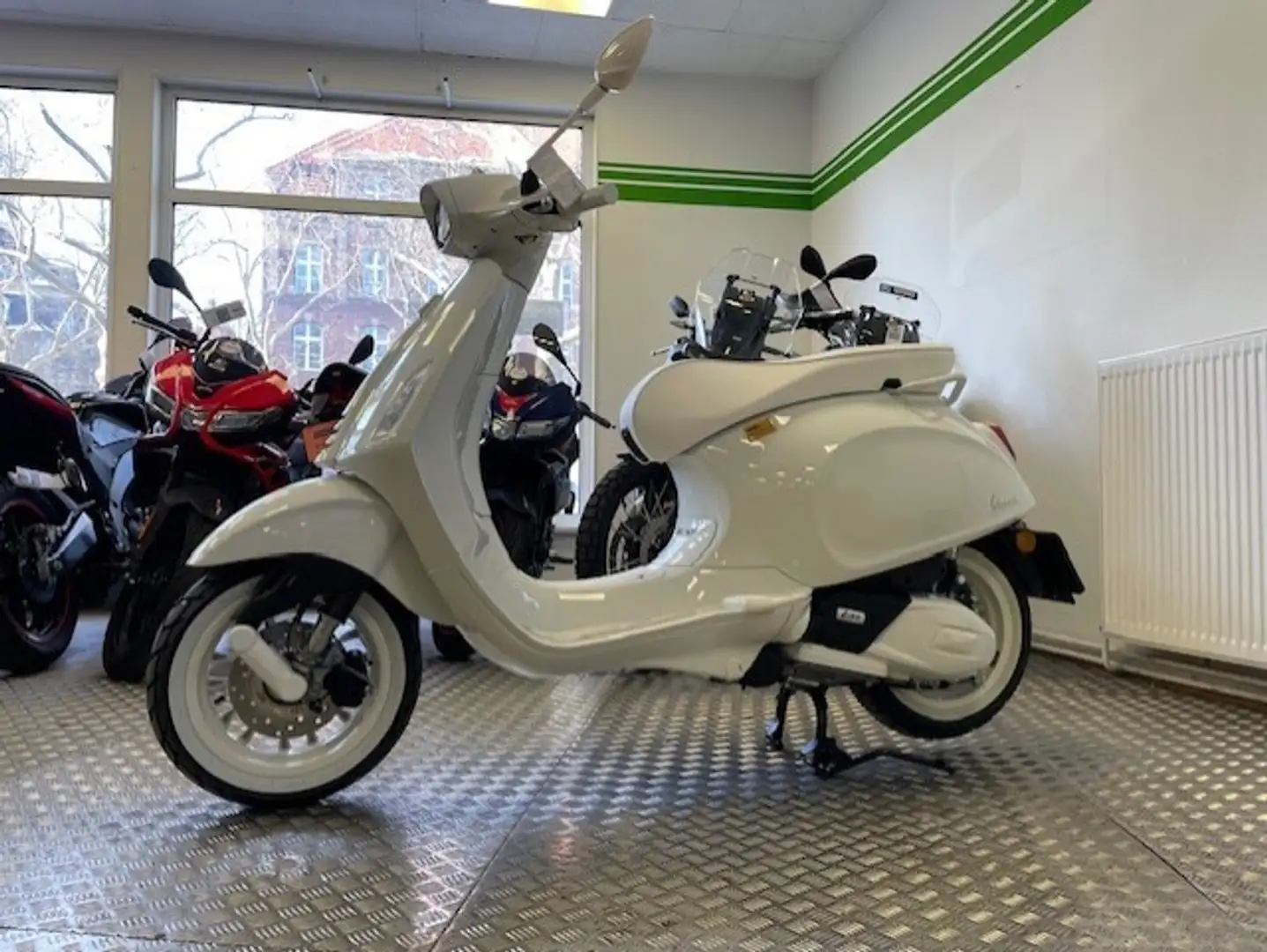Vespa Sprint 125 Justin Bieber limitiert ABS MIA LED Biały - 2