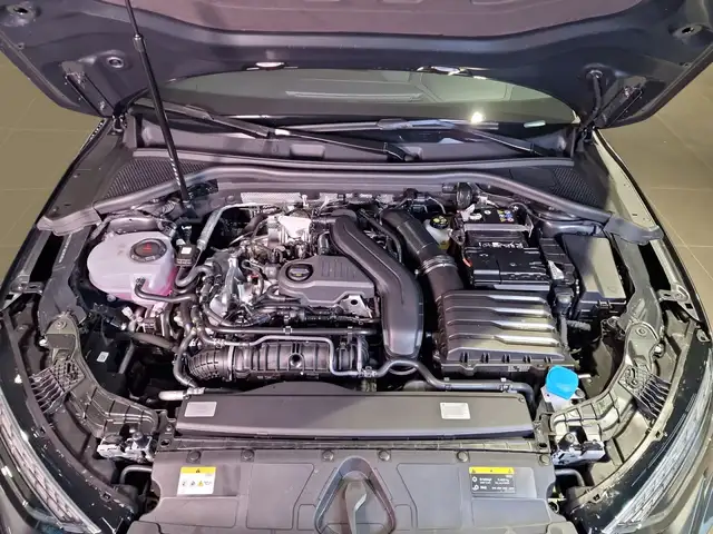 Audi A3 view 11