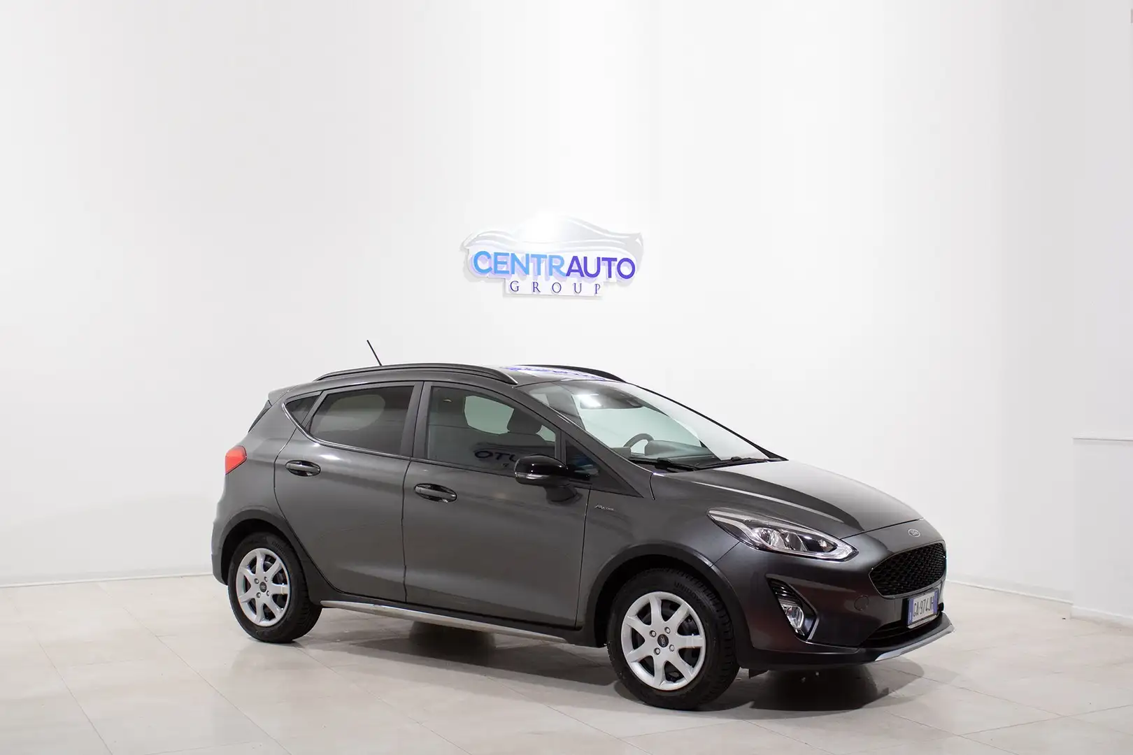 Ford Fiesta ACTIVE 1.0 EcoBoost 100cv *VETRI PRIVACY* Grigio - 2