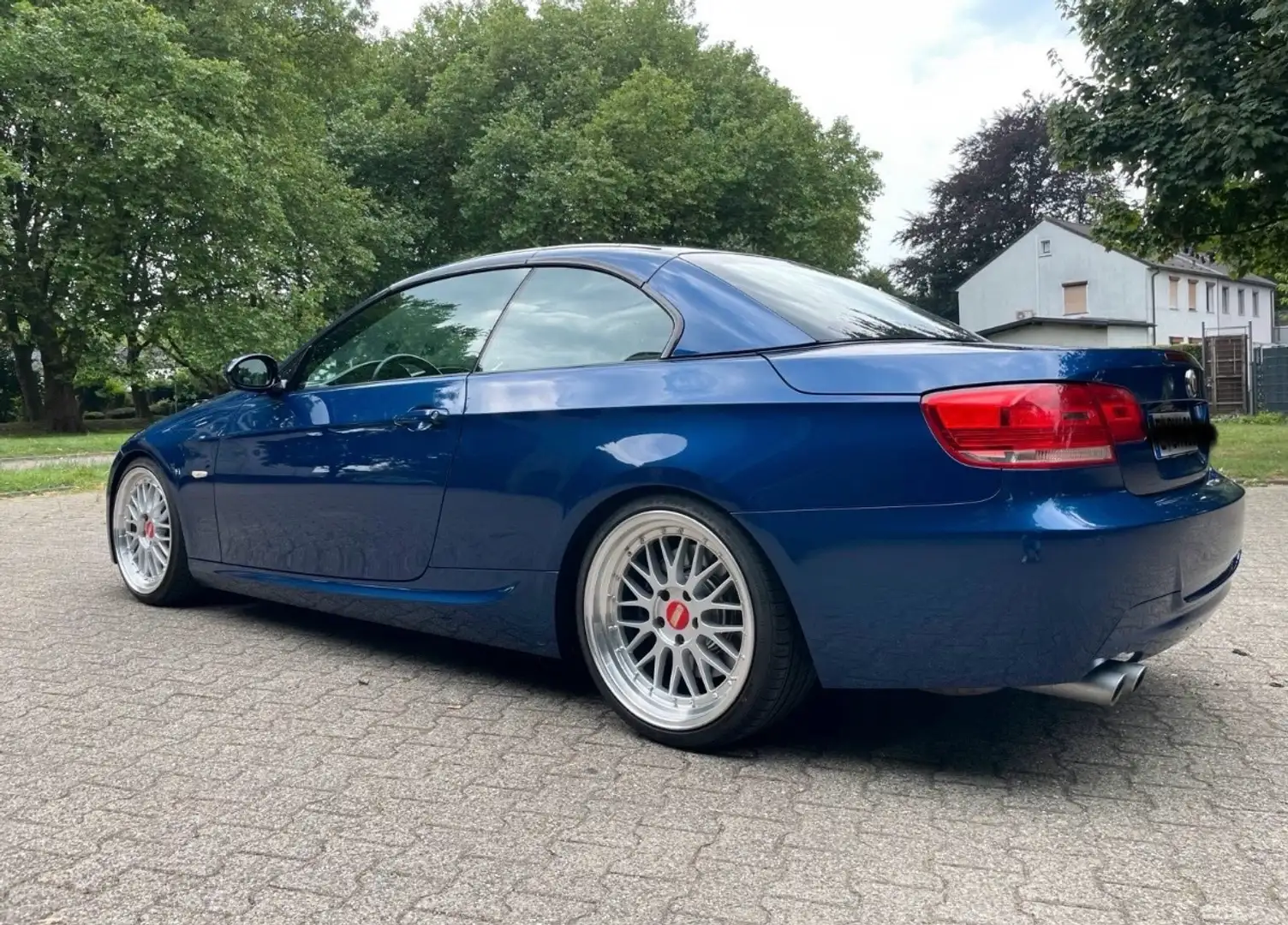 BMW 330 330d DPF Cabrio Blau - 2