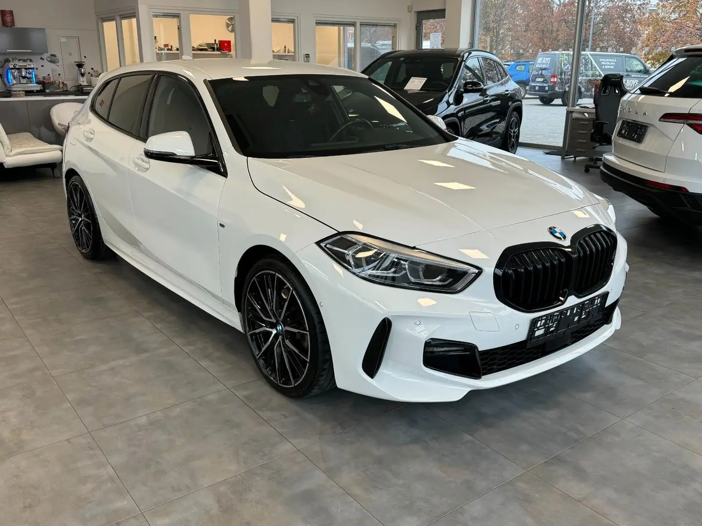 BMW 120 d xDrive M Sport A*NAV*CAM*LED*ALCANTARA SPOR Blanc - 1