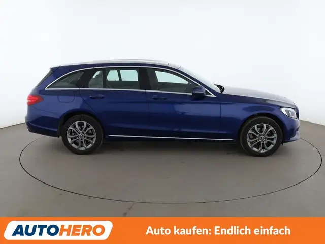 Mercedes-Benz C view 7