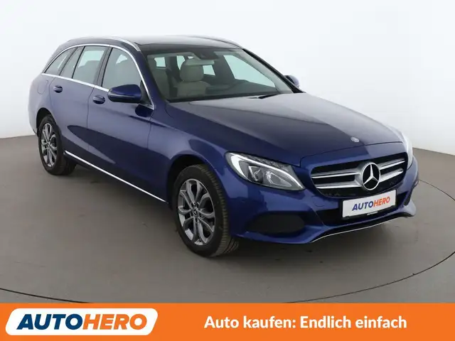 Mercedes-Benz C view 8