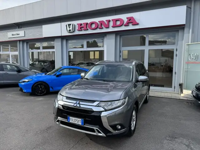 Mitsubishi Outlander Outlander GPL 2.0 Intense 2wd