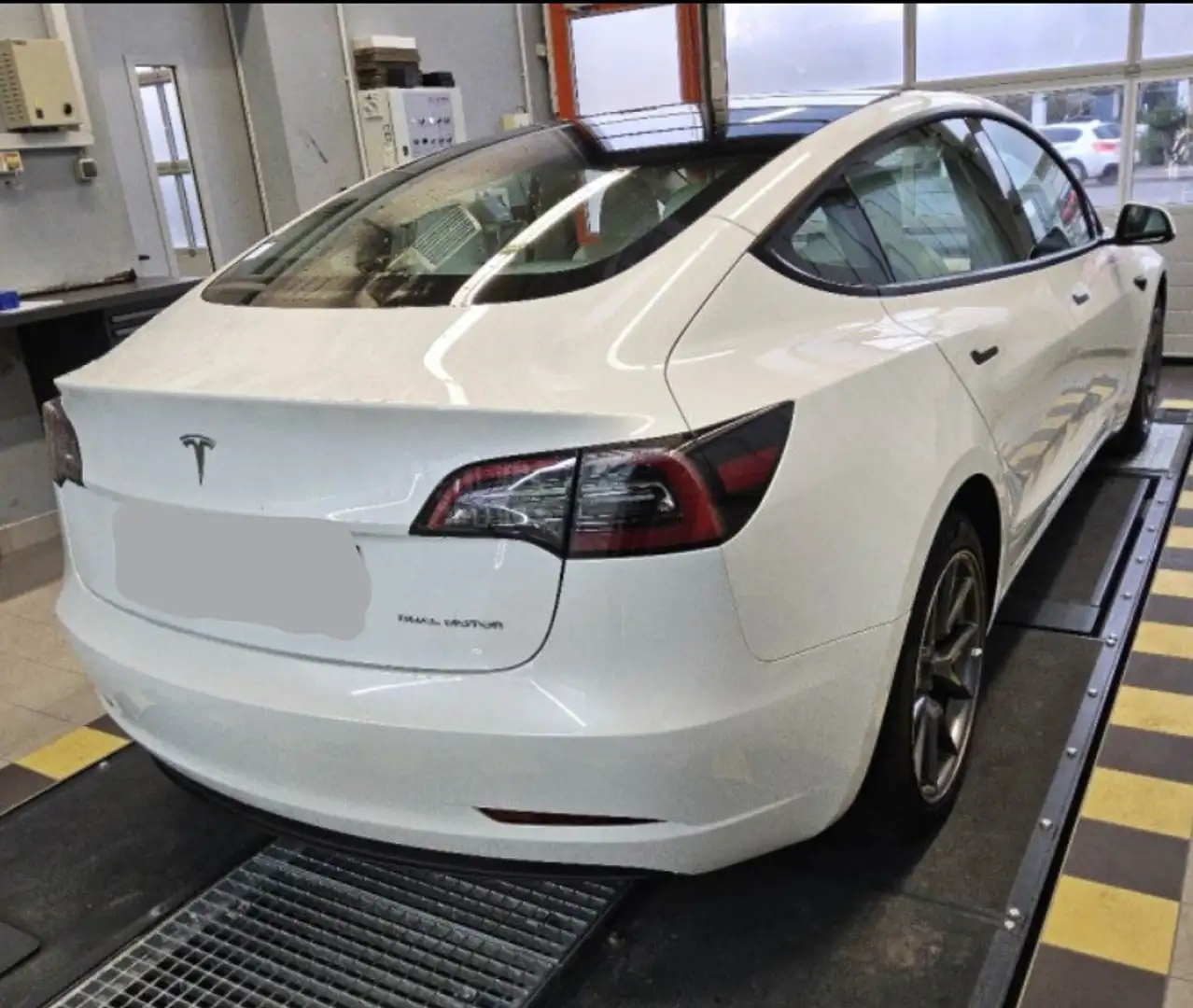 Tesla Model 3 LongRange*Dual*AWD*AHK*ACC*Pano*Weiß-led Blanc - 2