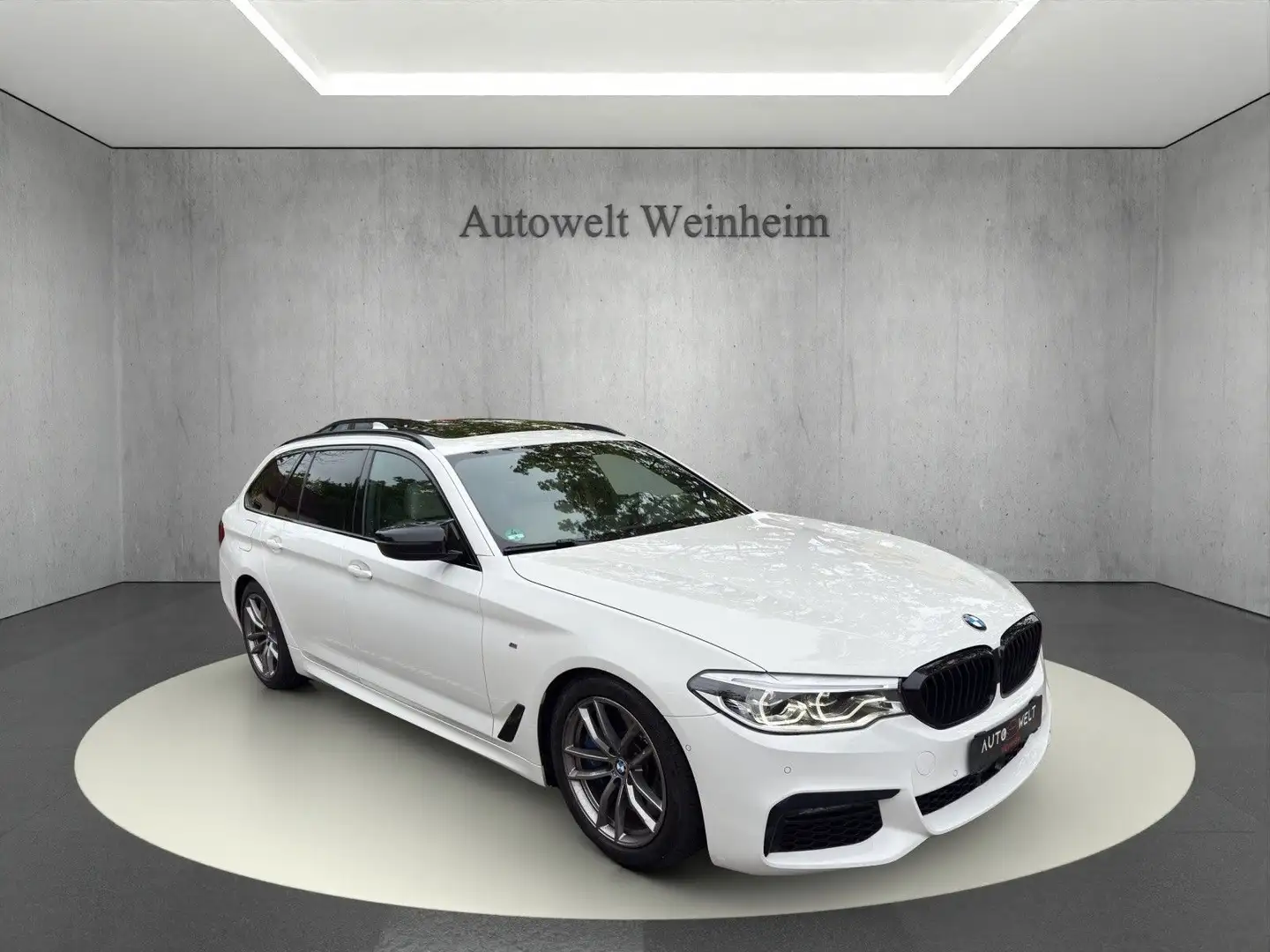 BMW 540 i°xDRIVE°M-SPORT°PANO°SOFTCLOSE°AHK°MEMORY° Weiß - 1