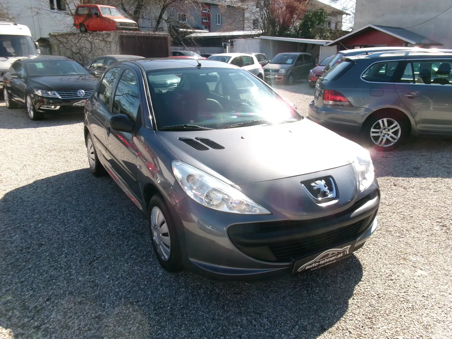 Peugeot 206 206+ Junior 1,1 Grau - 2