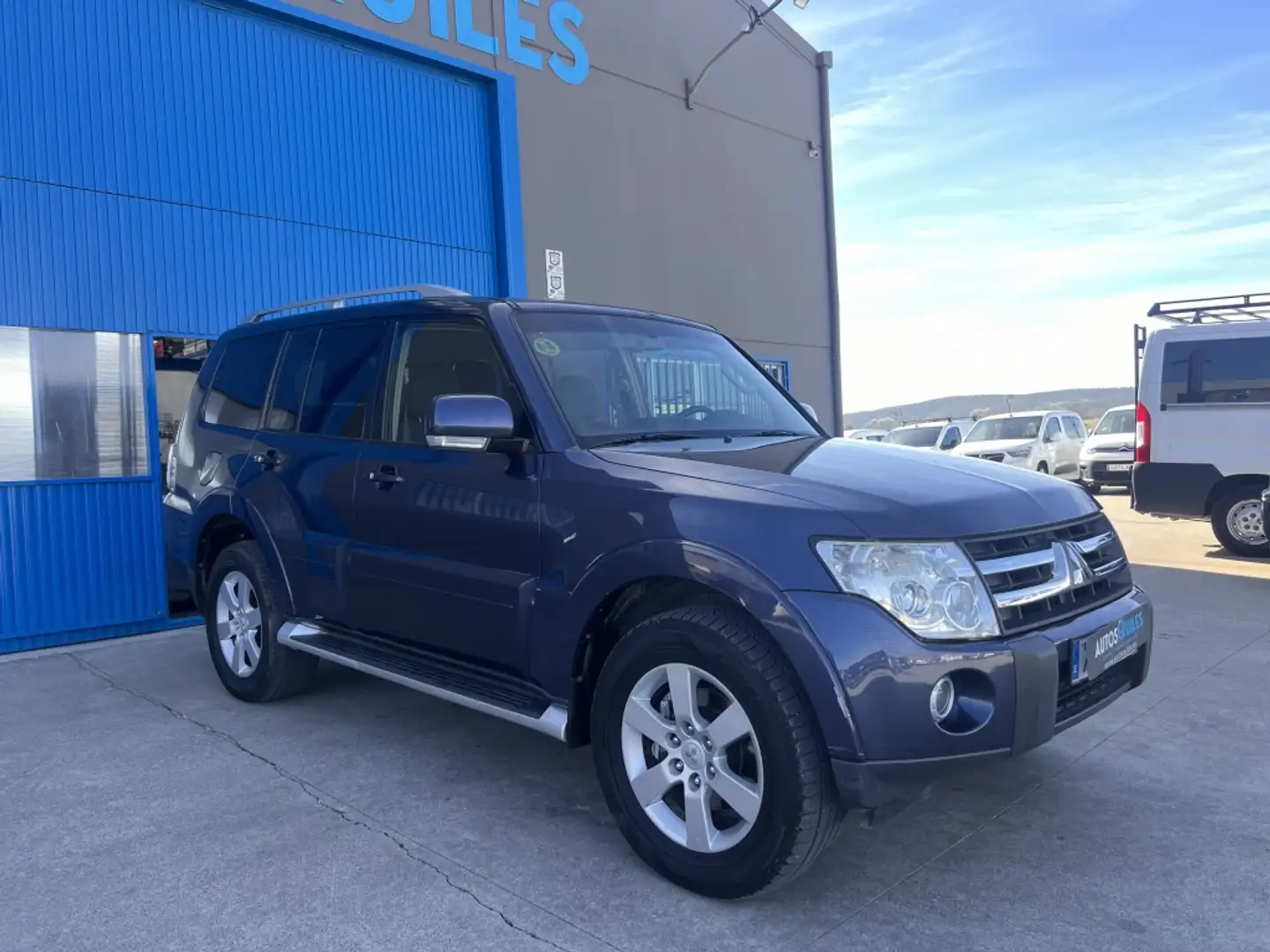Mitsubishi Montero Todoterreno Automático de 5 Puertas Azul - 2