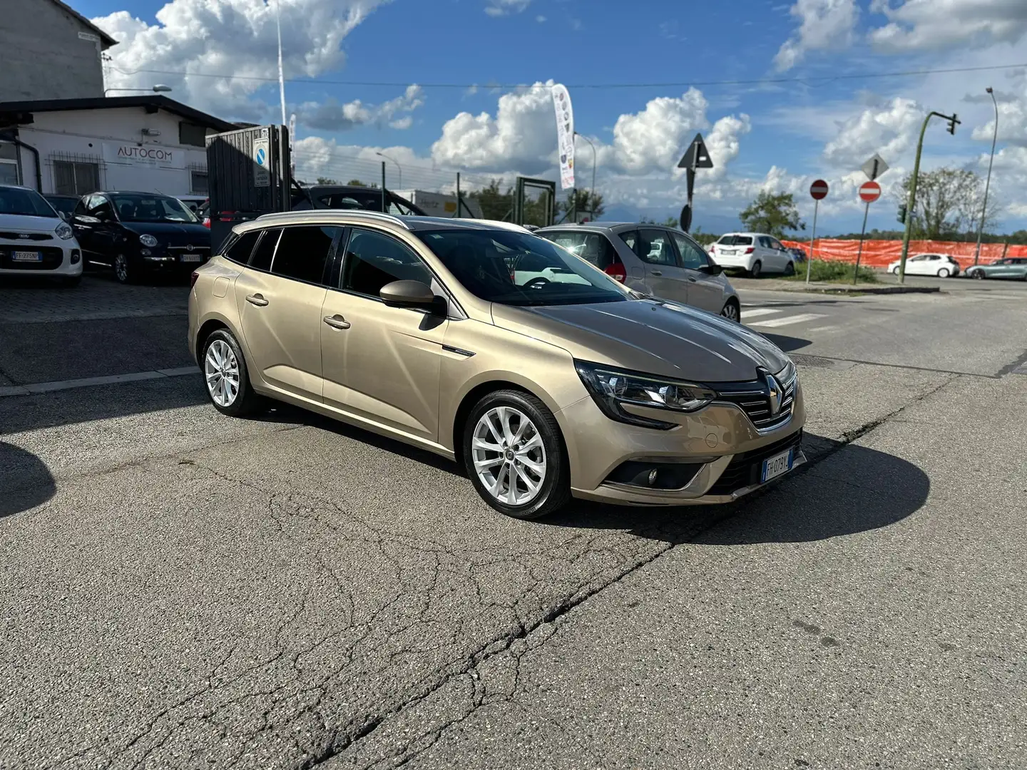 Renault Megane Megane IV 2016 Sporter 1.5 dci energy Bose 110cv Beige - 1