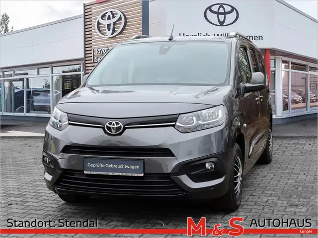 Toyota Proace City Verso 1.2 L2 Team D