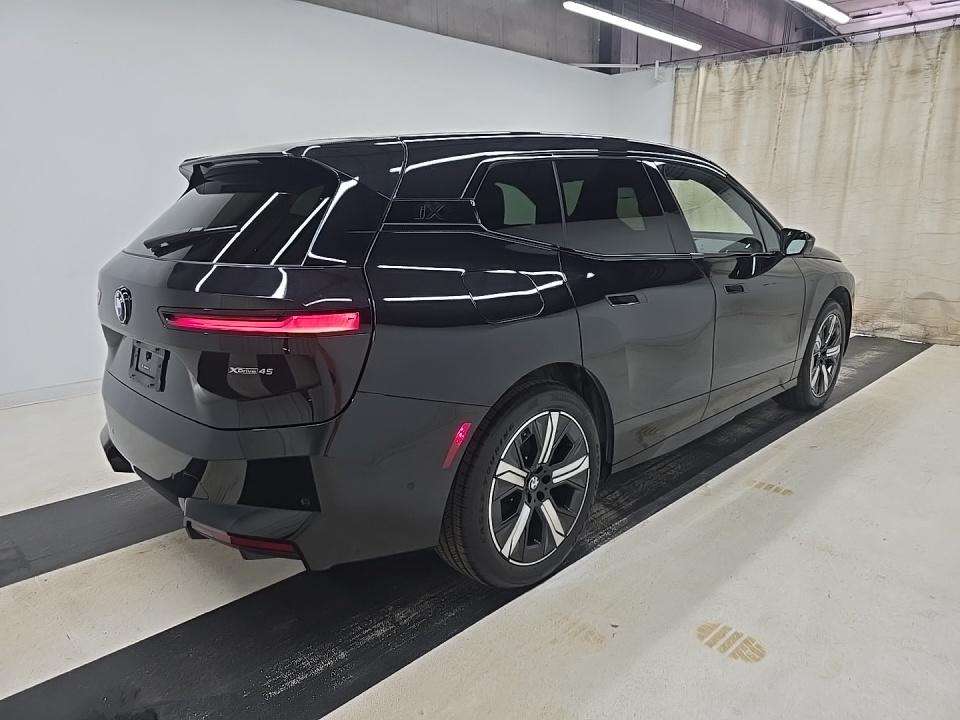2026 BMW iX