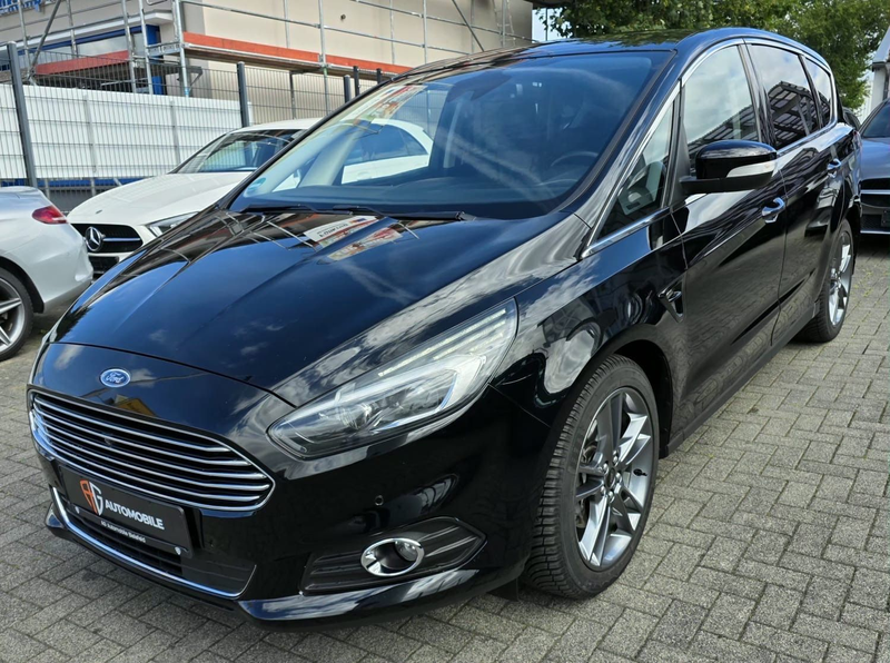 Ford S-Max S-MAX Titanium AWD — photo 3
