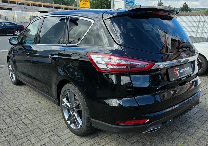 Ford S-Max S-MAX Titanium AWD — photo 6