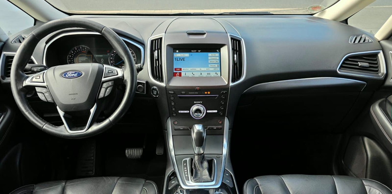 Ford S-Max S-MAX Titanium AWD — photo 10