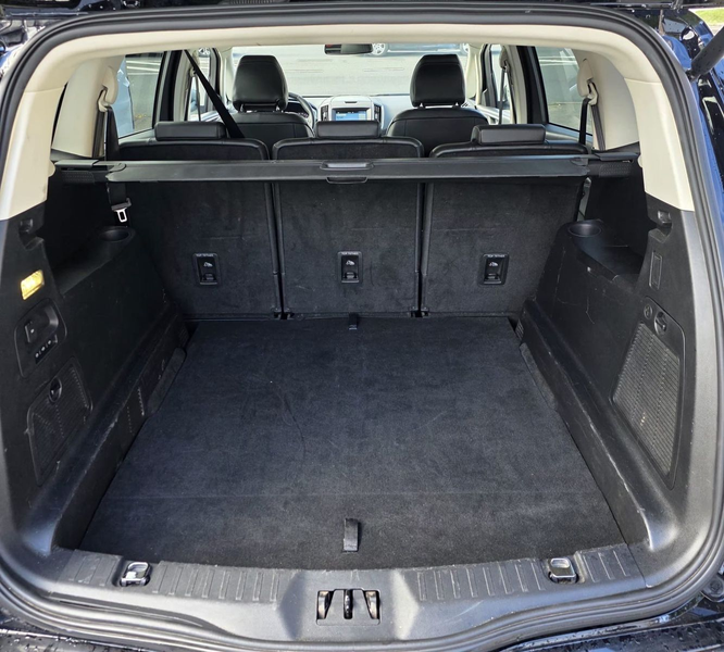 Ford S-Max S-MAX Titanium AWD — photo 9