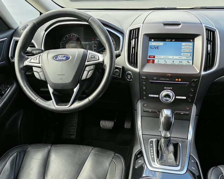 Ford S-Max S-MAX Titanium AWD — photo 11