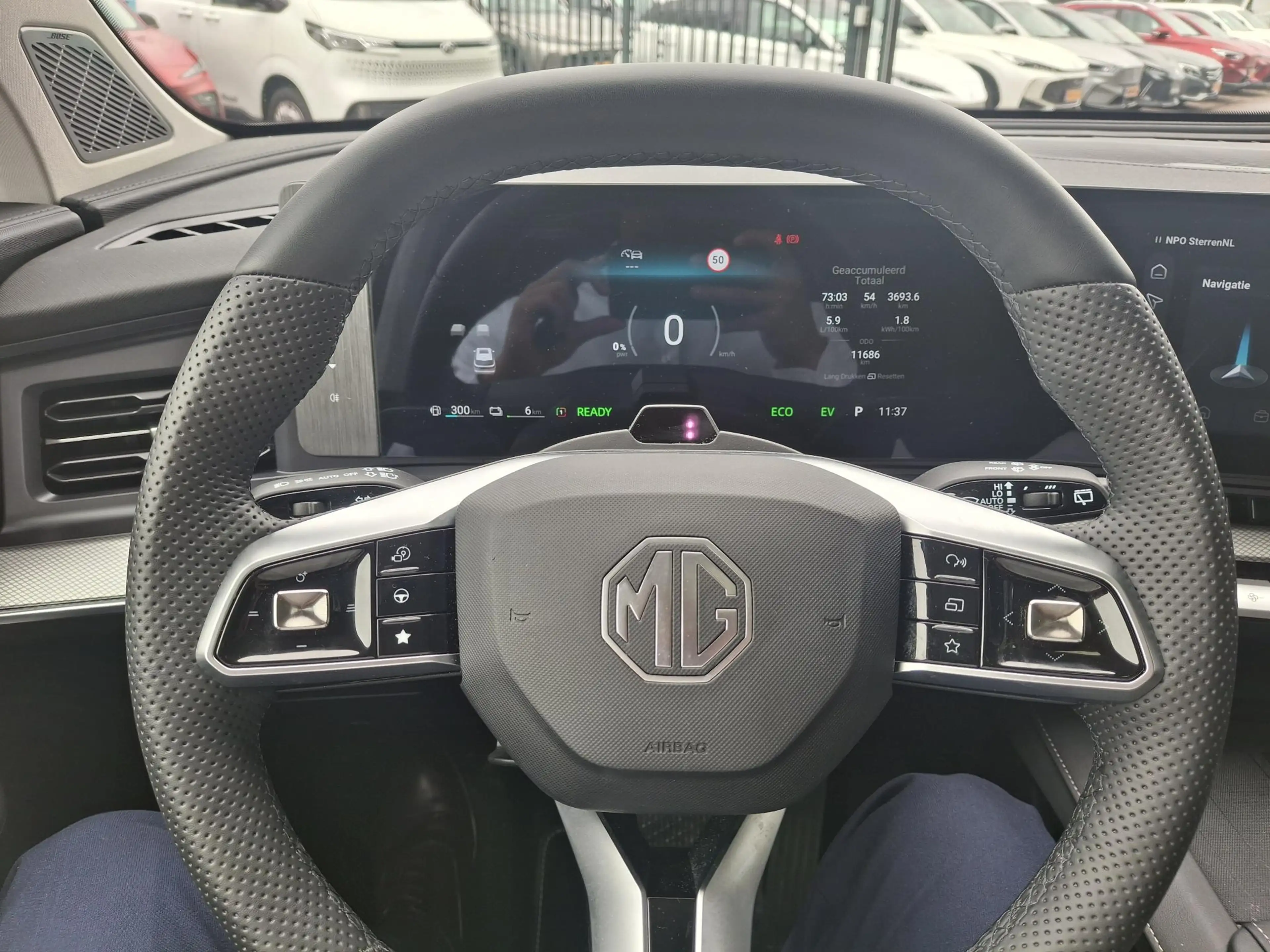 MG MGS9 1.5 Premium Plug-in Hybrid | Trekhaak | Panoramdak — photo 11