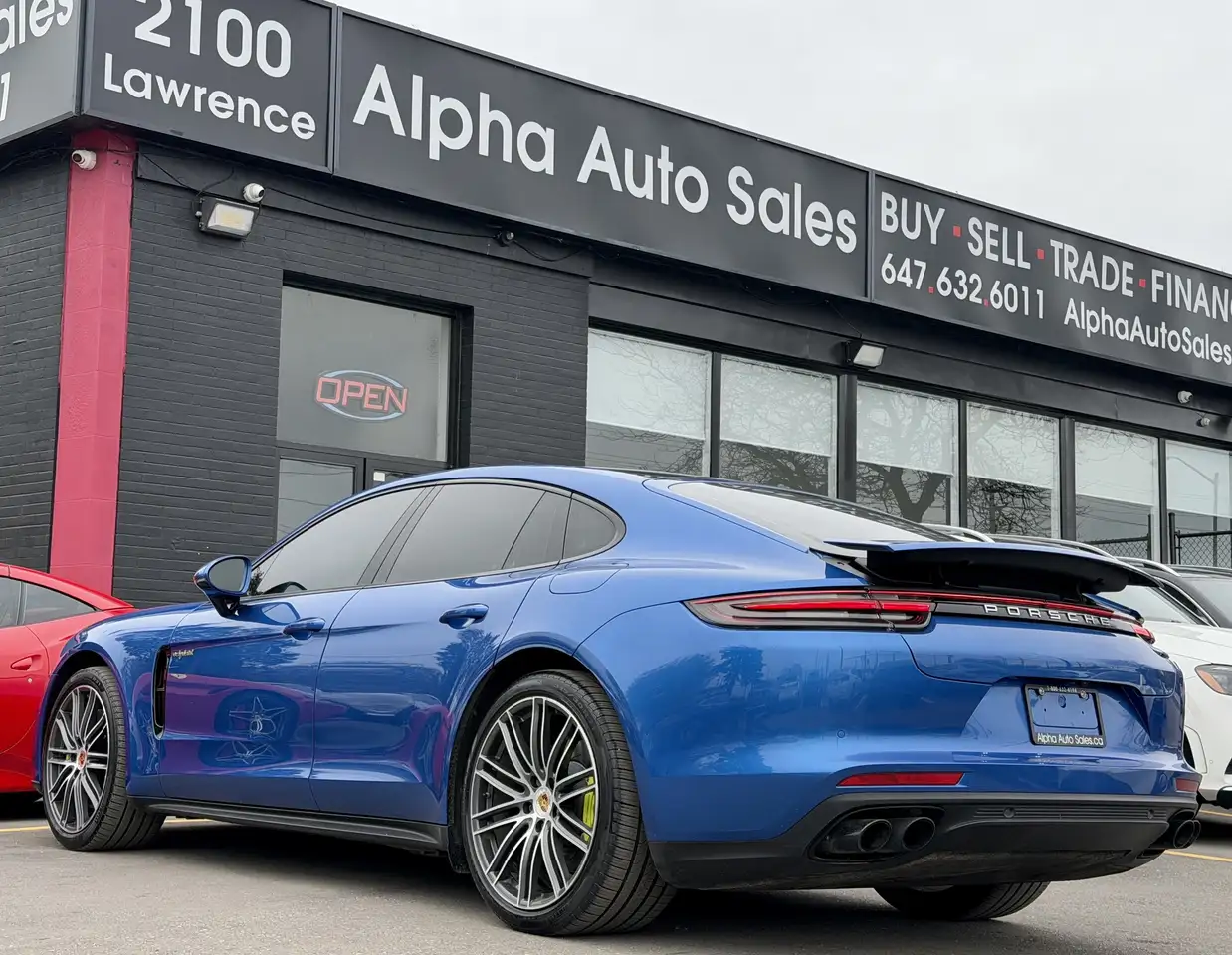 Porsche Panamera снимка Porsche Panamera