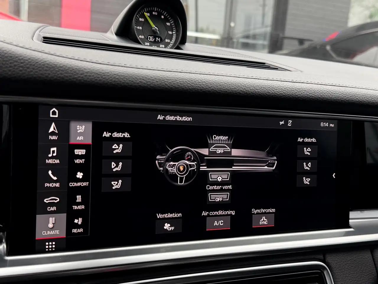 Porsche Panamera снимка Porsche Panamera