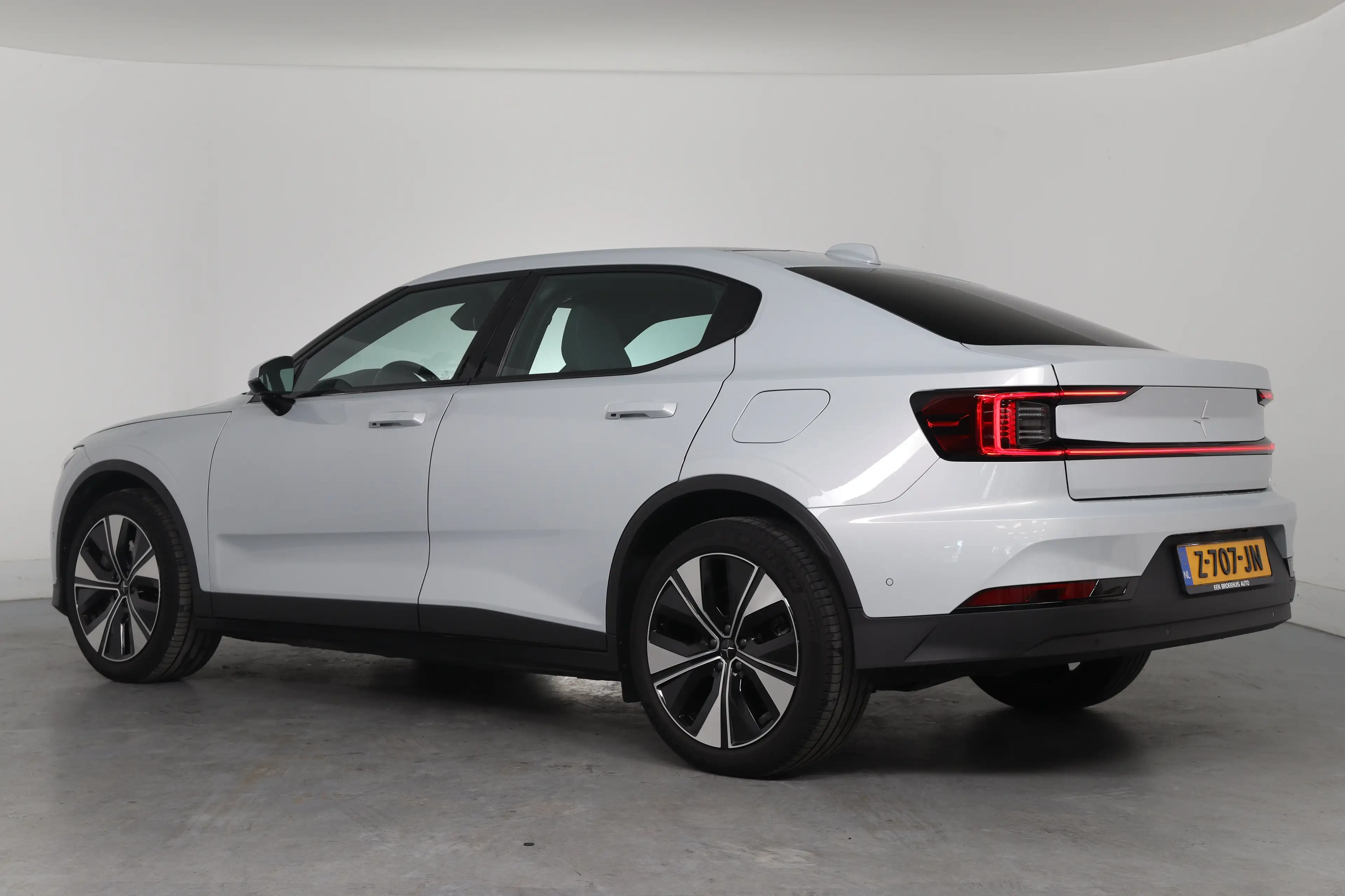 Polestar 2 Long Range Dual motor Plus 8 kWh | Dealer Onderhou — photo 4