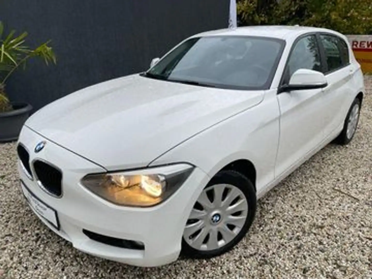 BMW 114 114 i *1.Hand*Start-Stopp-Automatik*TÜV Neu Blanc - 1