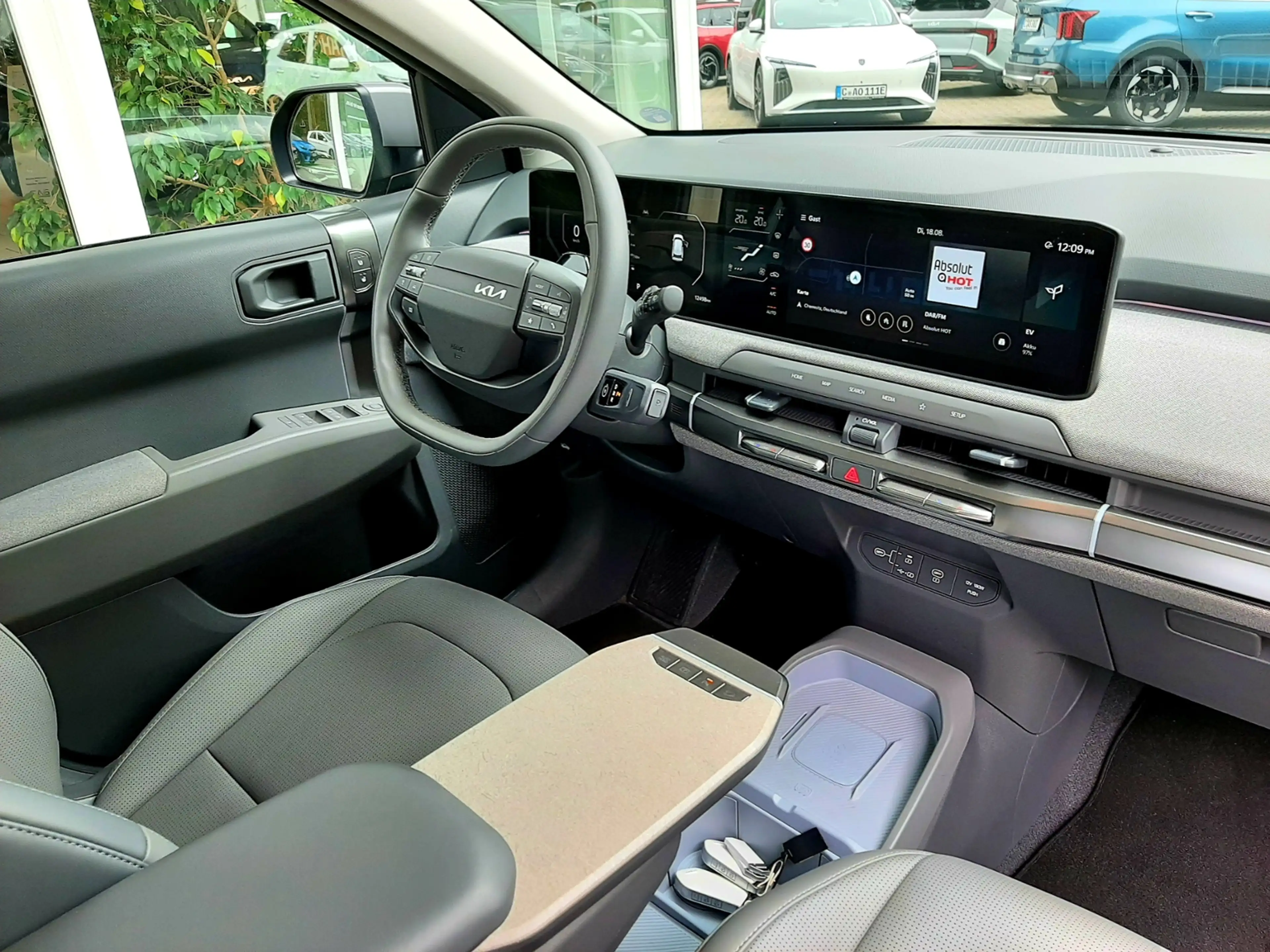 Kia EV3 58.3kWh EARTH WIC BUS UPG DWP 19Z — photo 9