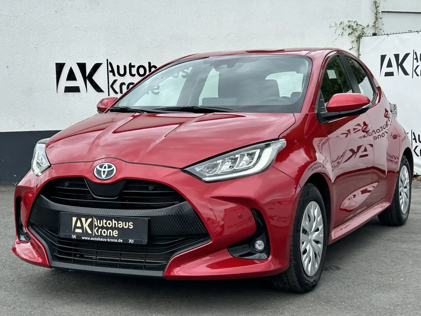 Toyota Yaris 1.5 (Hybrid) AUTOMATIK*KAMERA* FAHRASS-PAKET* Rouge - 2