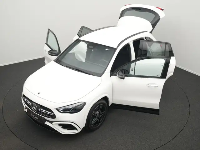 Mercedes-Benz Gla Class view 14