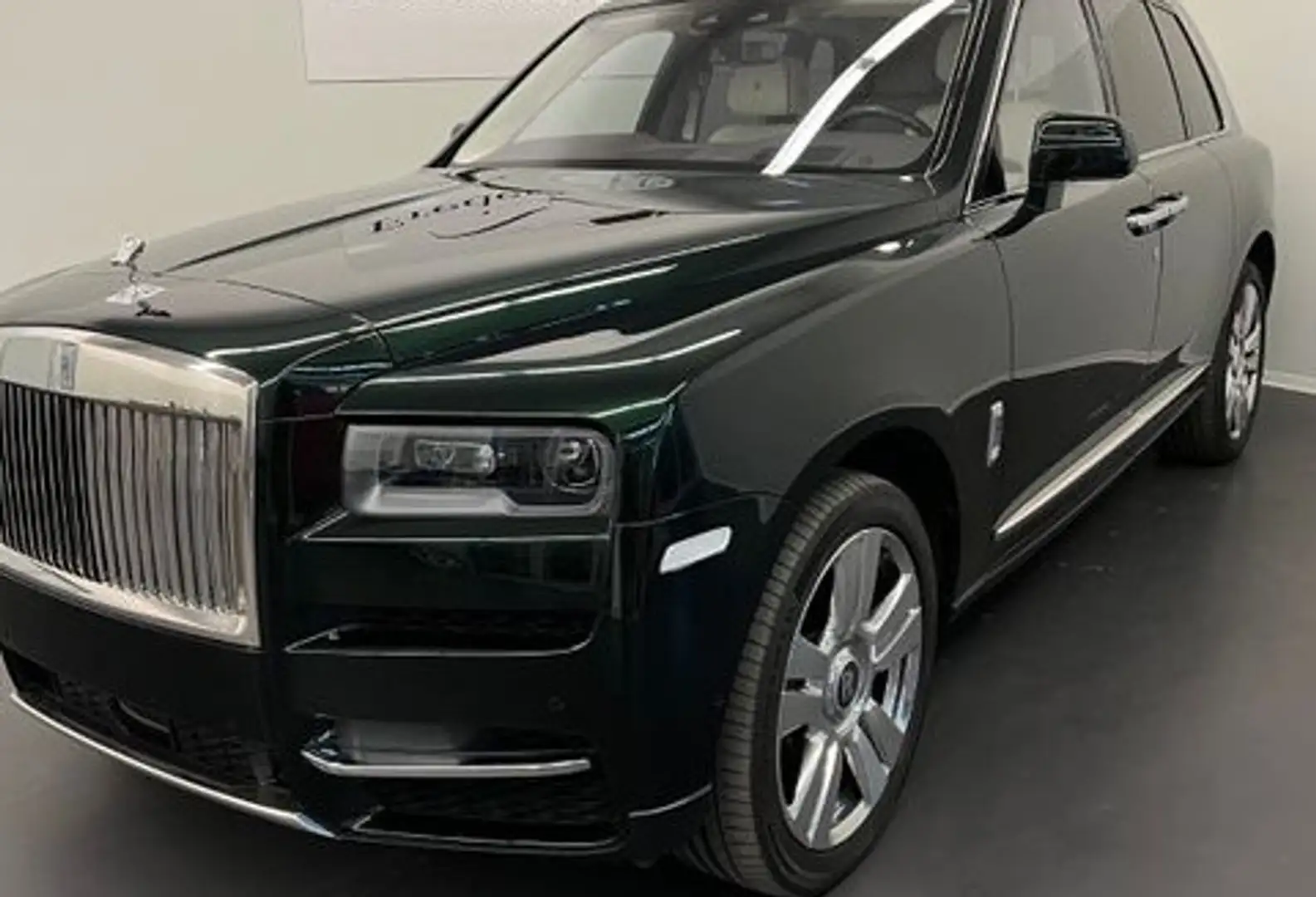 Rolls-Royce Cullinan Zwart - 2