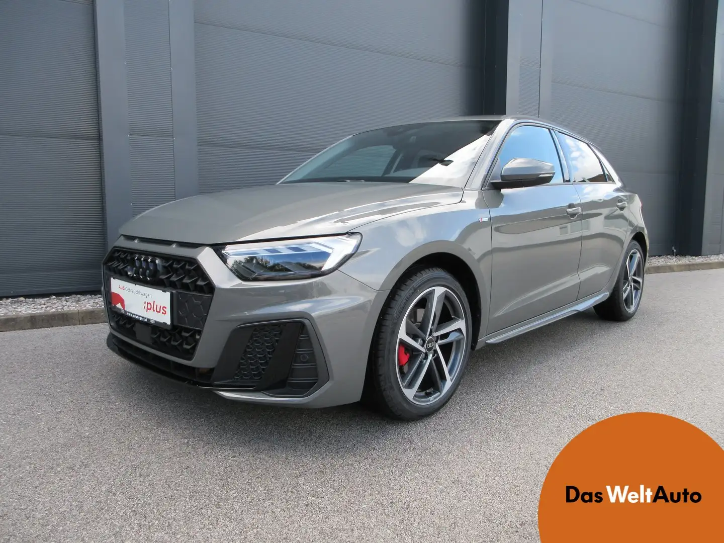 Audi A1 25 TFSI S line Grau - 1