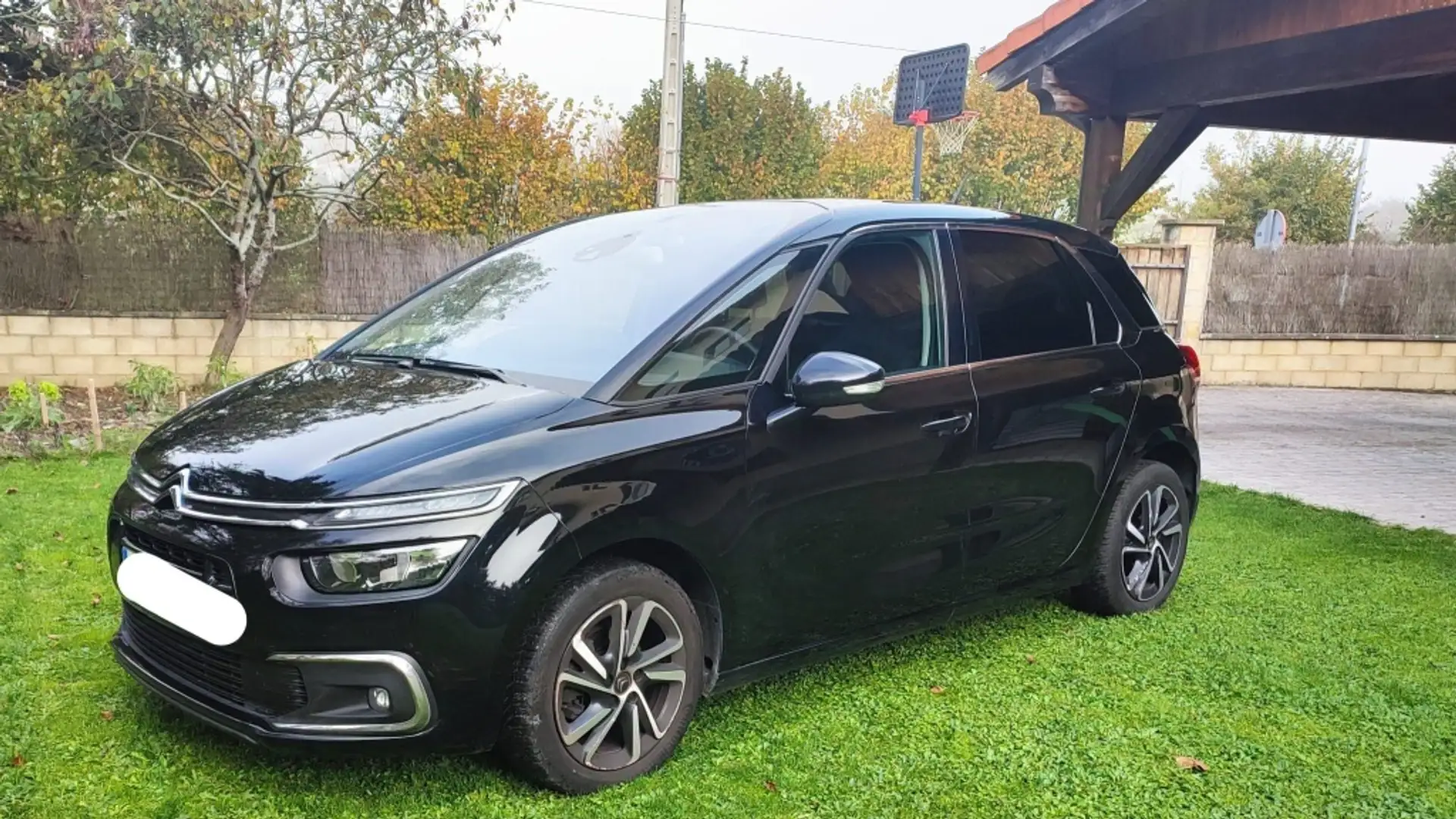 Citroen C4 1.2 PureTech Live Edition 130 Zwart - 1