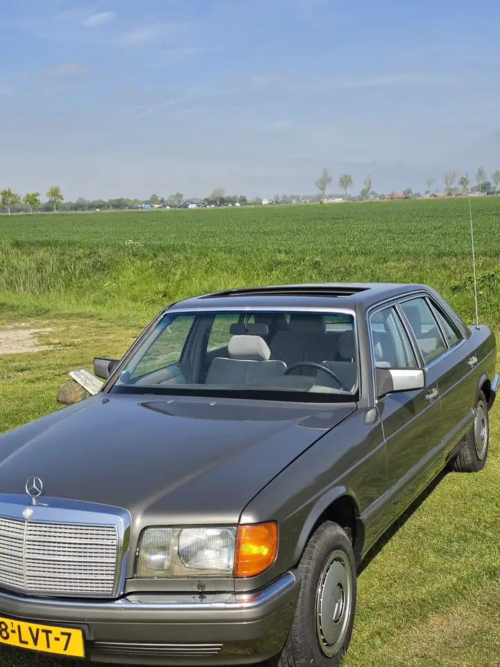 Mercedes-Benz S 420 SEL, foto 6