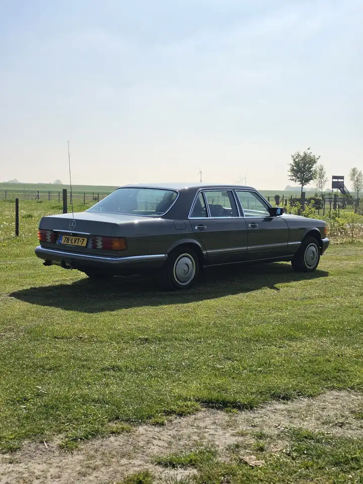 Mercedes-Benz S 420 SEL, foto 2