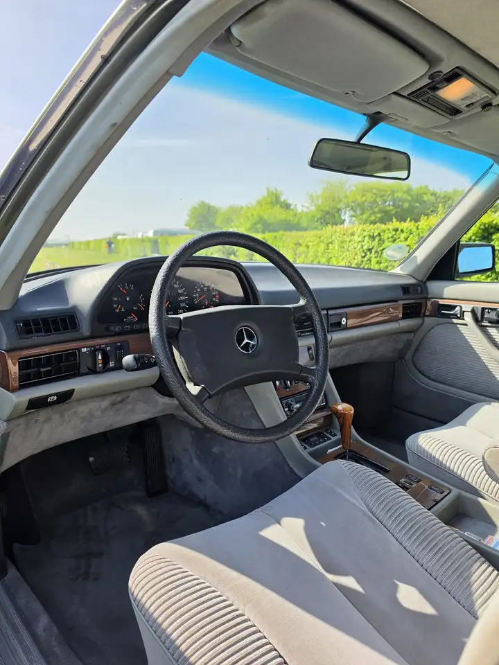 Mercedes-Benz S 420 SEL, foto 8