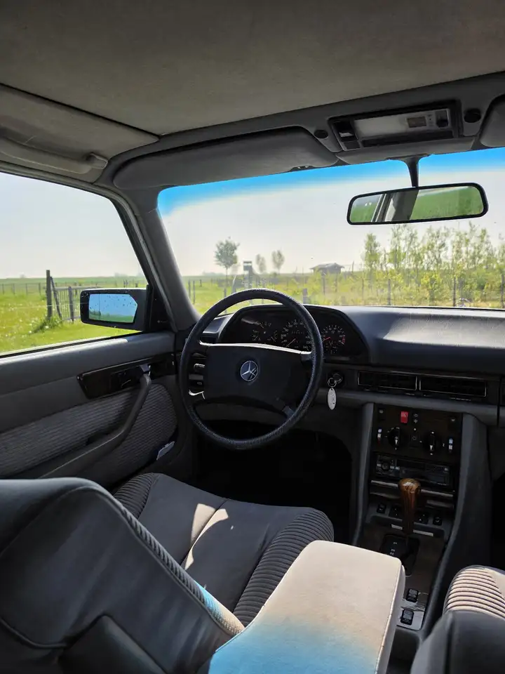 Mercedes-Benz S 420 SEL, foto 10