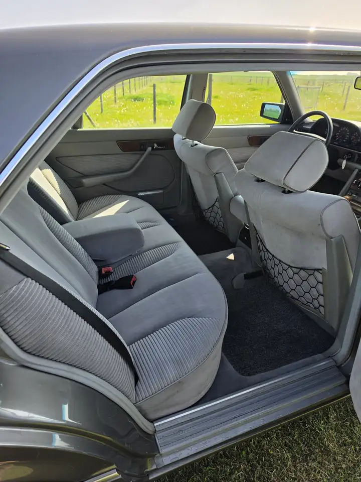Mercedes-Benz S 420 SEL, foto 11