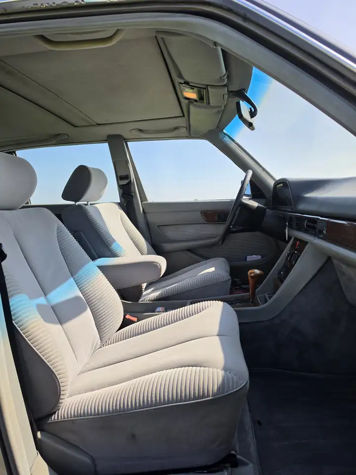 Mercedes-Benz S 420 SEL, foto 9